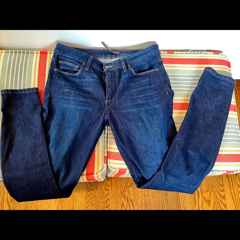 Barely worn dark wash skinny jeans - Joe’s sz 28